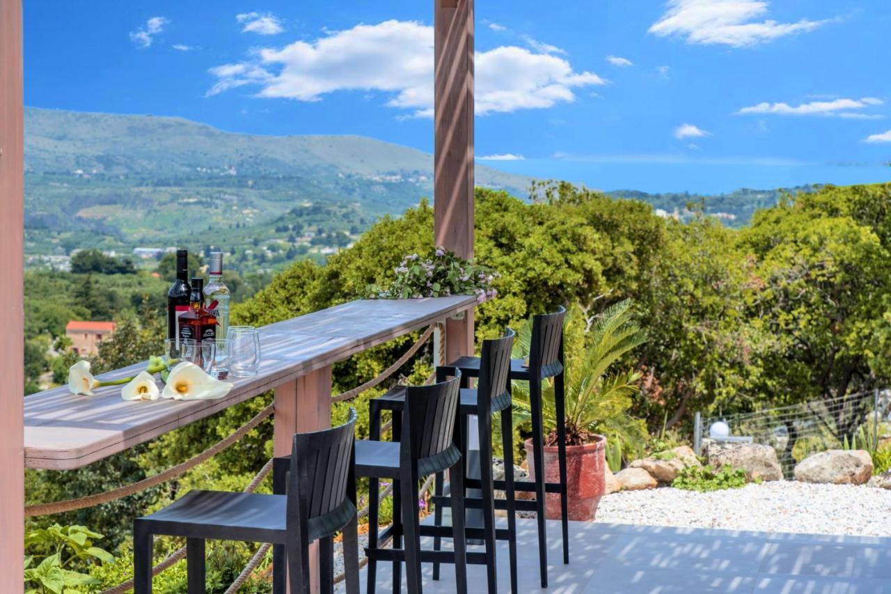 Villa Vardis Heated Pool Vryses Екстериор снимка