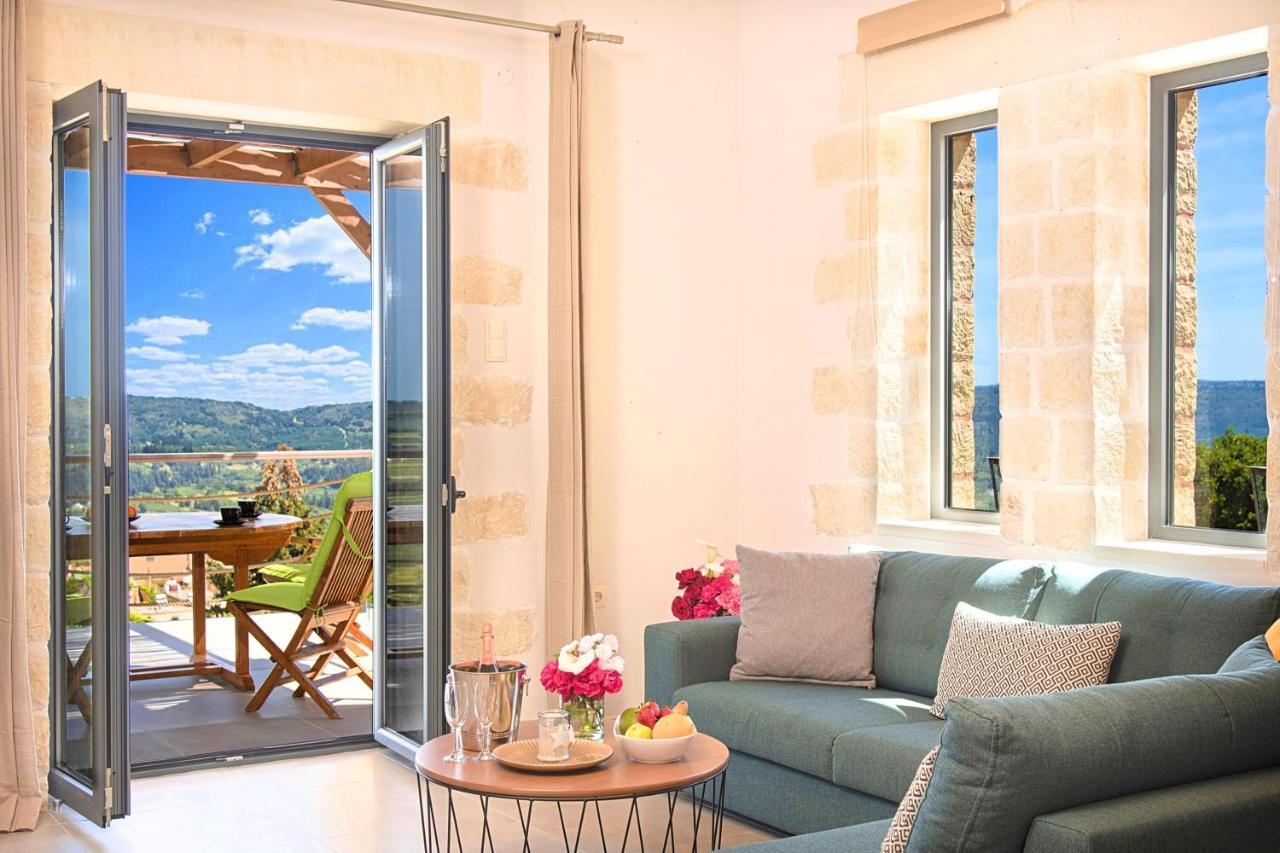 Villa Vardis Heated Pool Vryses Екстериор снимка